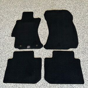 Subaru Crosstrek carpet Floormats/set of 4
